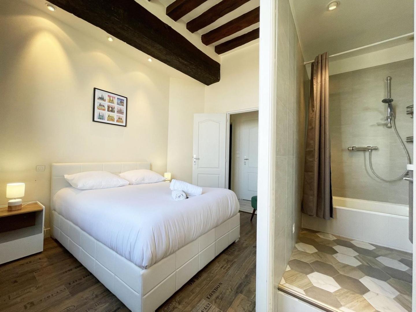 L'Horizon - Entree Independante - Parking Apartment Chartres Exterior photo